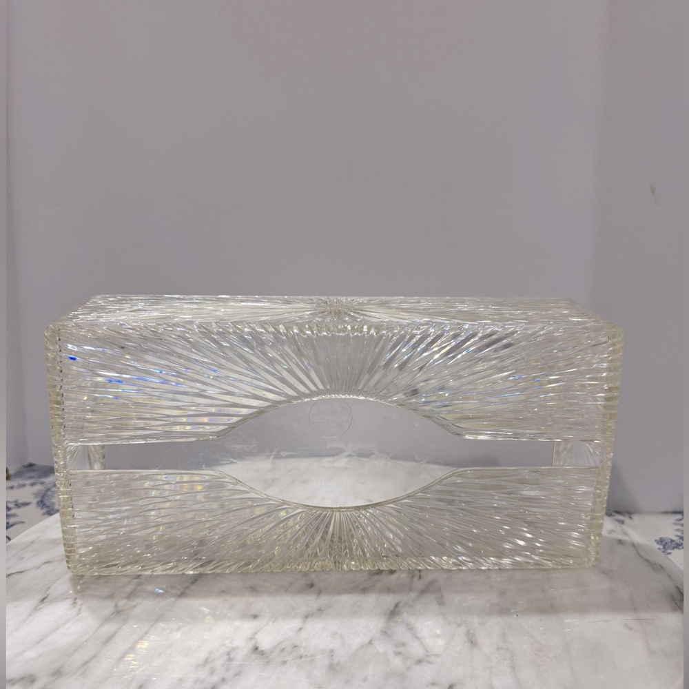 Vintage vanity Celebrity Inc lucite tissue box holder